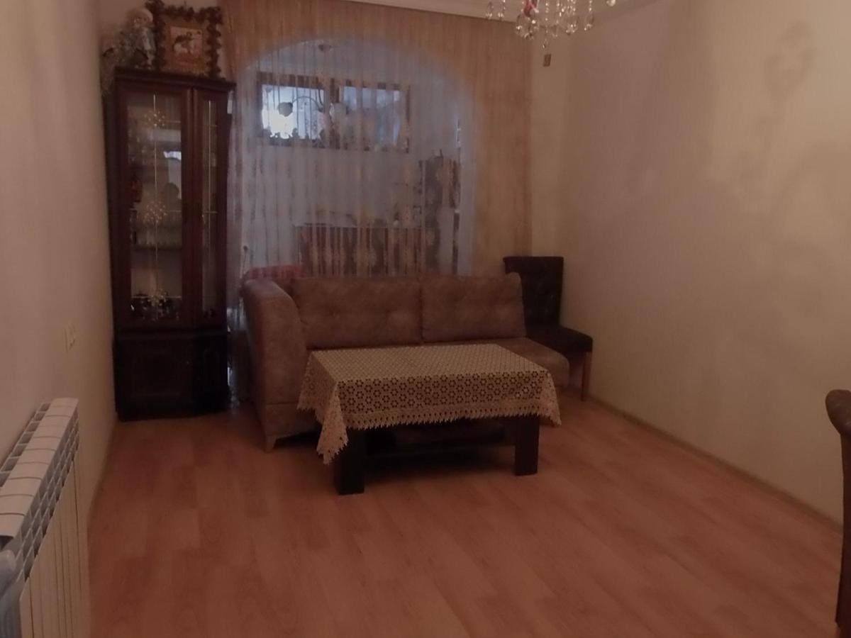 Bright And Cozy Apartment 바투미 외부 사진